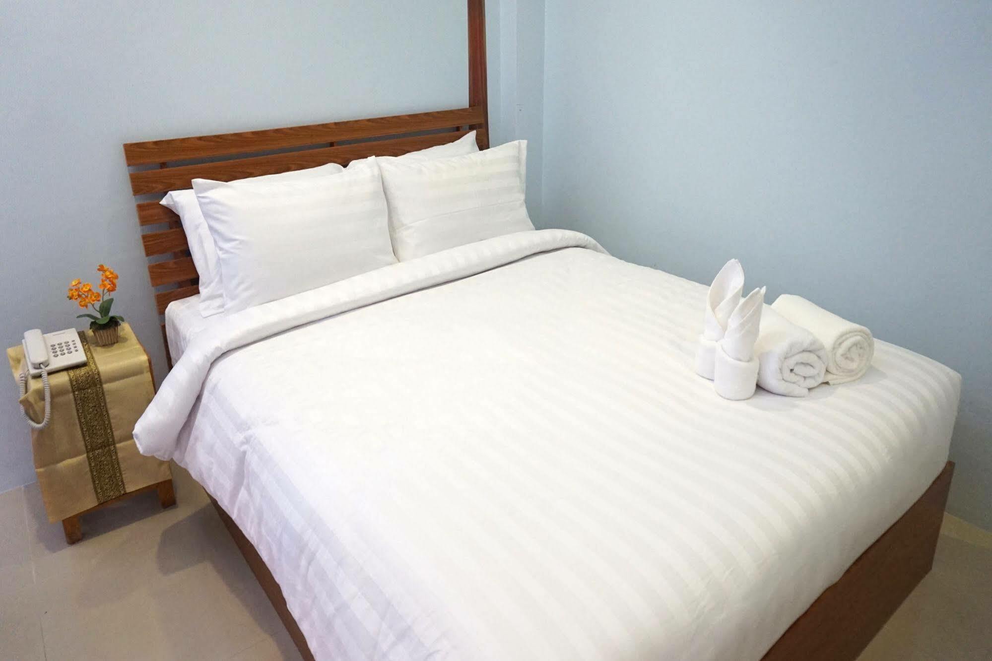 Naka Dream Hotel Хуахін Екстер'єр фото